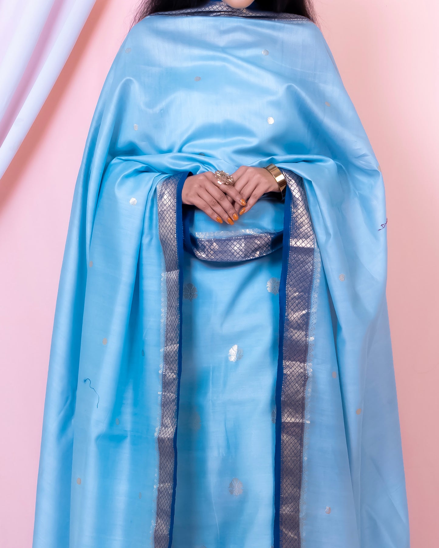 Premium Kadhwa Banarasi Suit (Aalimah)