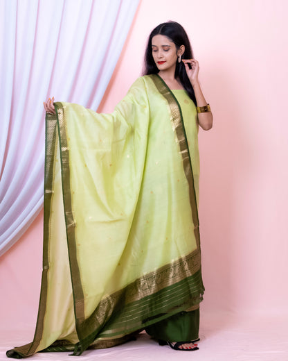 Premium Kadhwa Banarasi Suit (Aalimah)