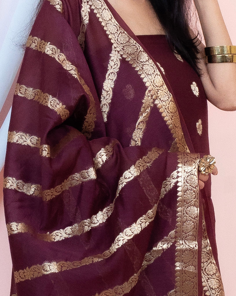 Chiniya Silk Banarasi Suit (Aanisah)