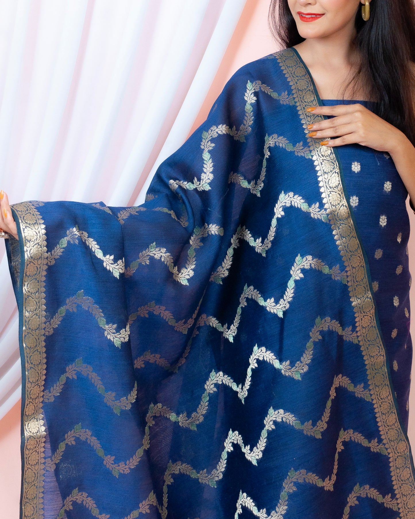 Chiniya Silk Banarasi Suit (Aanisah)