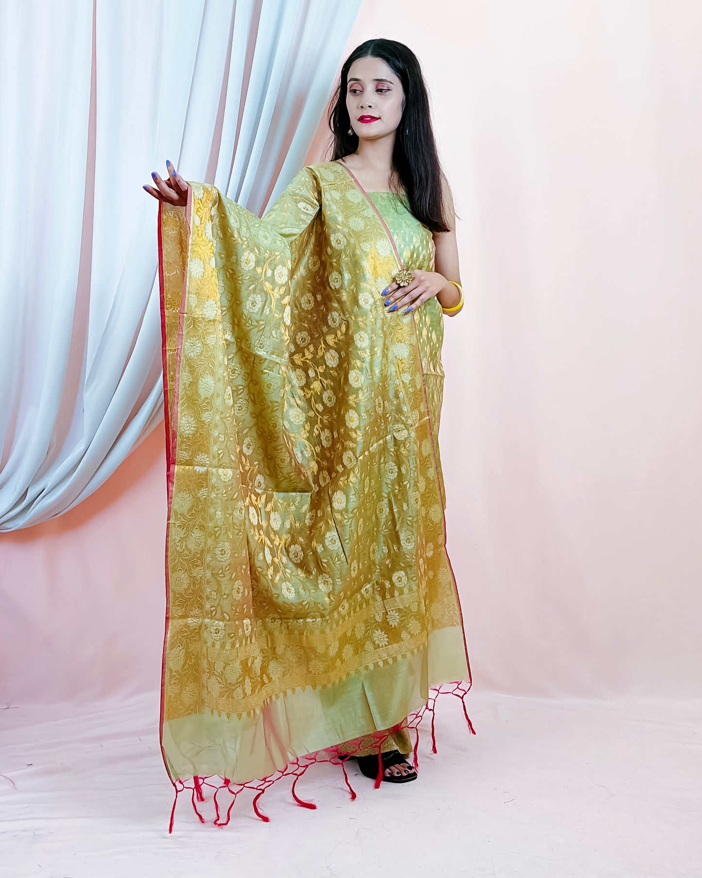 Linen Silk Banarasi Suit {Abeedah)