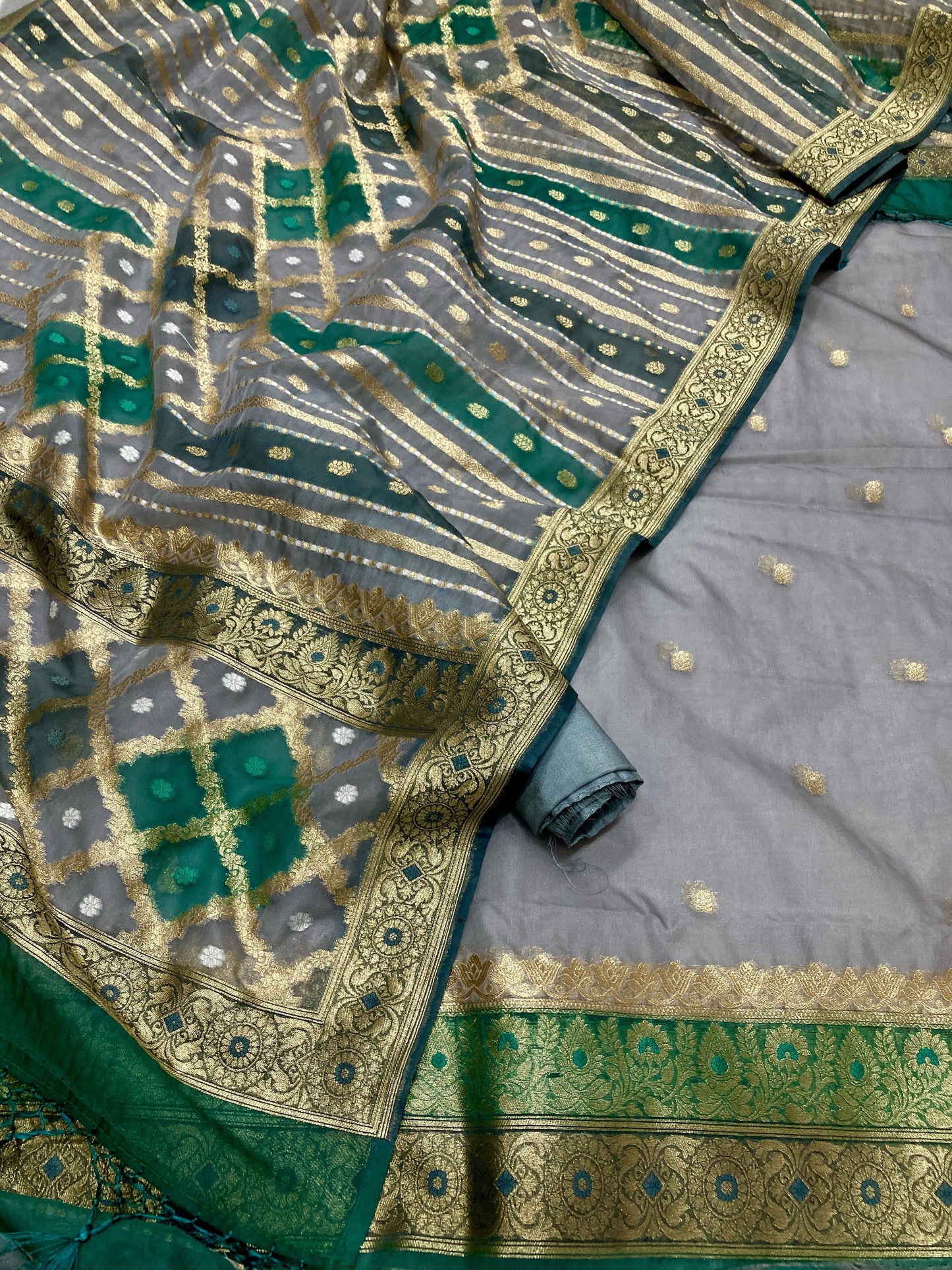 Kora Organza Silk Banarasi Suit [Anisah]