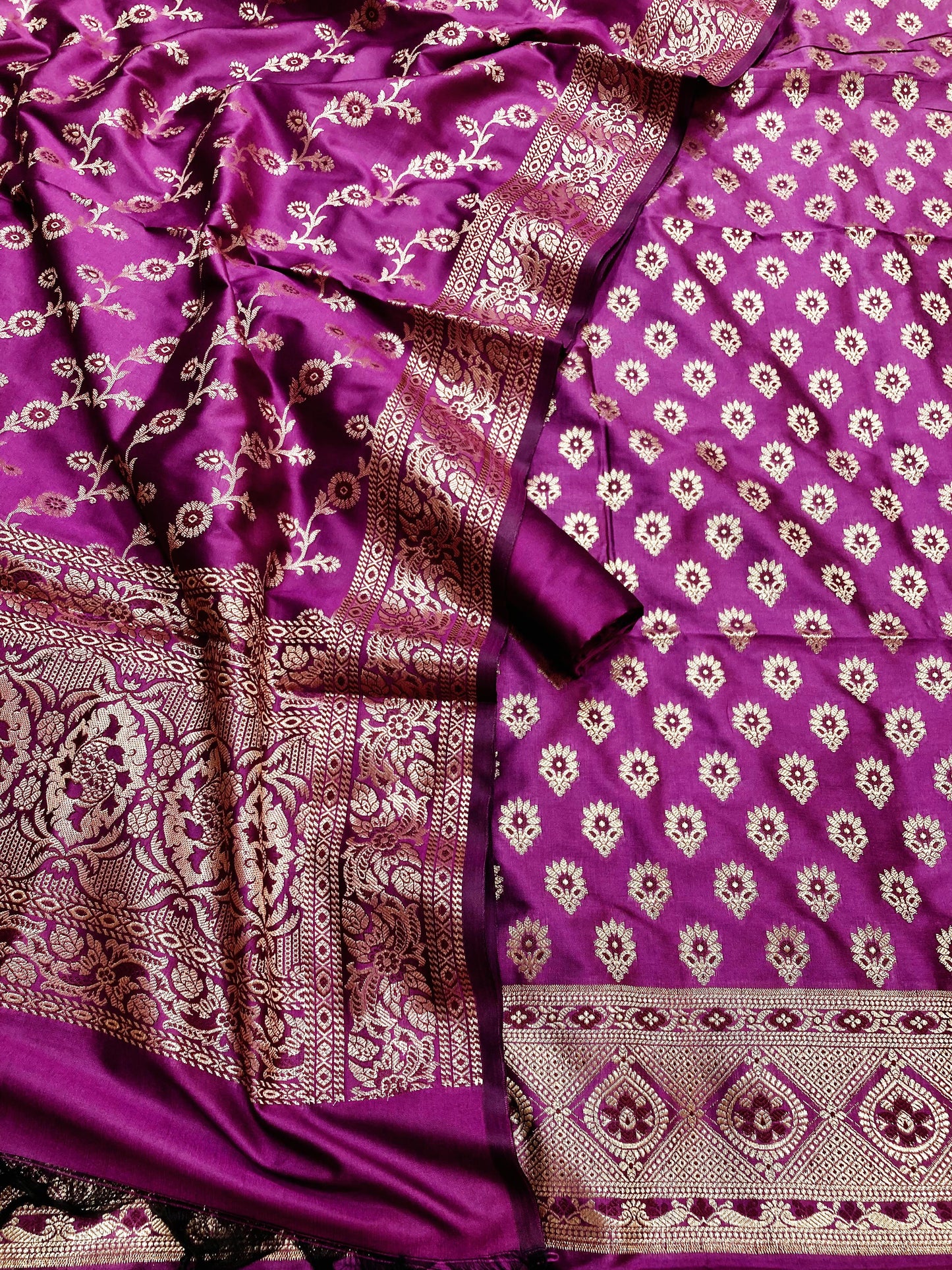 Katan Silk Banarasi Suit (Afeerah)