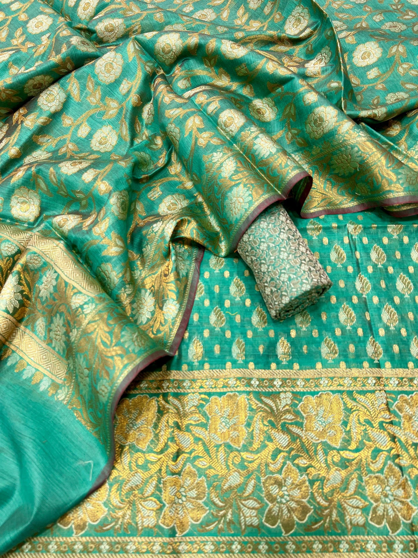 Linen Silk Banarasi Suit {Abeedah)