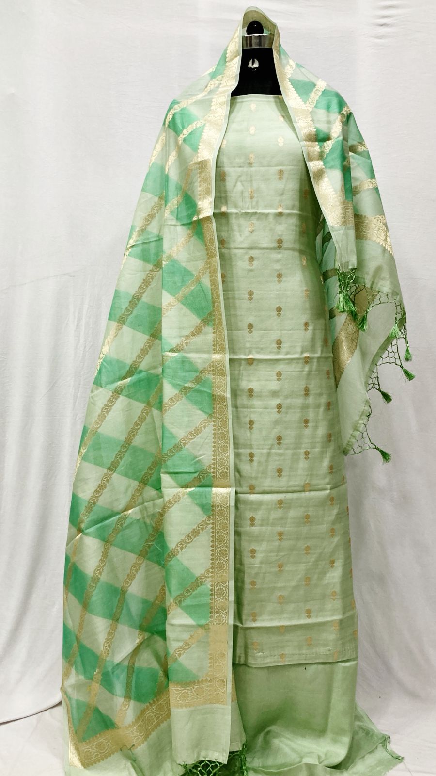 Chiniya Silk Banarasi Suit (Aabidahh)